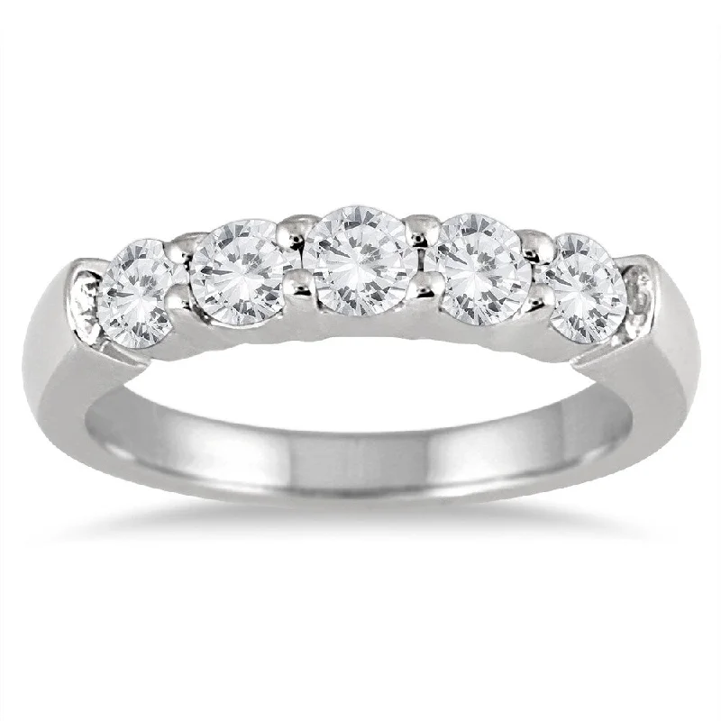 Cluster - Style Women's Diamond Rings with Multiple Small Diamonds Arranged in a Stunning Pattern3/4 Carat TW Five Stone Diamond Wedding Band in 14K White Gold