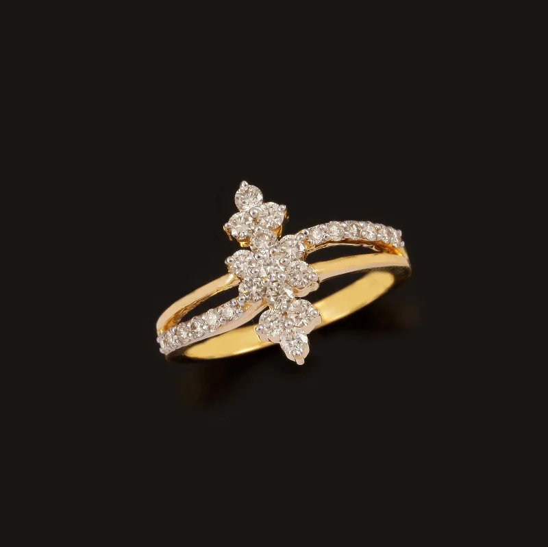 Art Deco - Inspired Women's Diamond Rings with Geometric Designs and Baguette - Cut Diamonds18K YG Cluster Diamond Ring-1pc