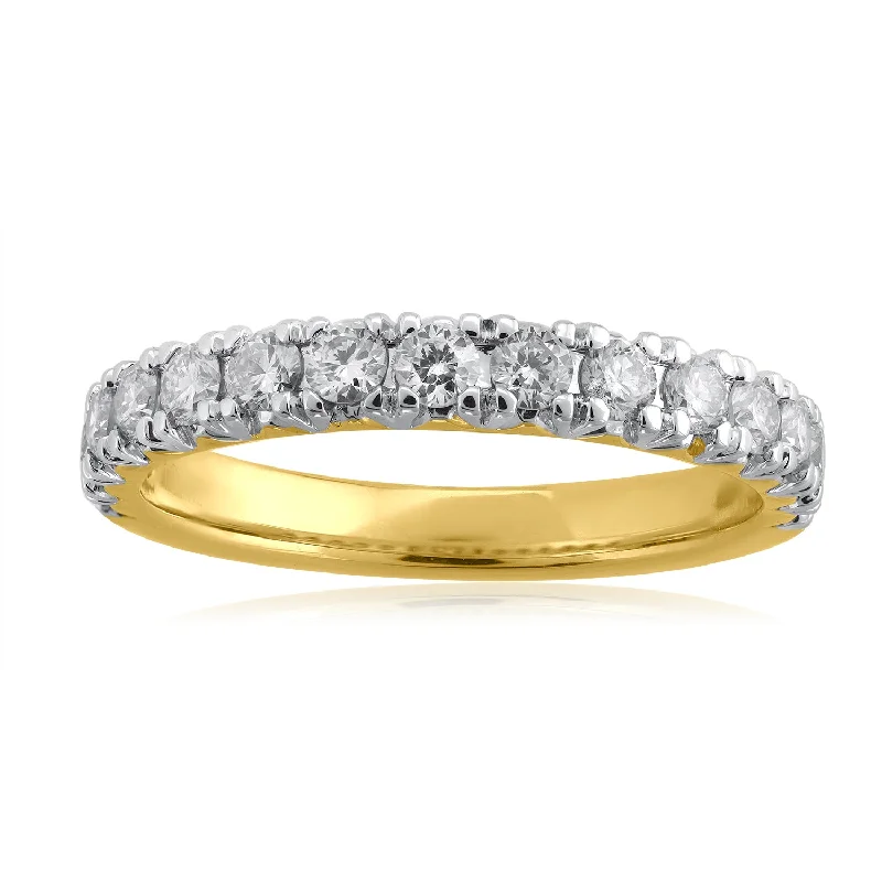 Women's Diamond Rings with Side - Stone Pave Setting for a Sparkling and Continuous Shine18K YG Band Diamond Ring-1pc