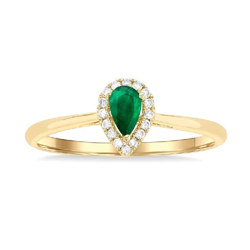 Textured Fashion Rings in Pewter with Hammered and Embossed Surfaces10K Yellow Gold Emerald And Diamond Halo Ring