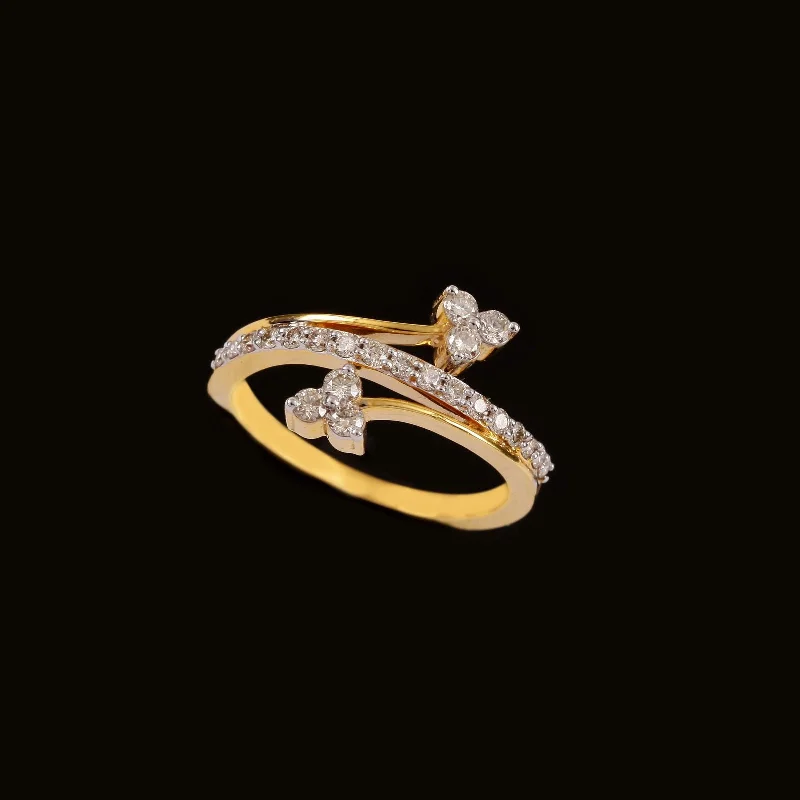 Cluster - Style Women's Diamond Rings with Multiple Small Diamonds Arranged in a Stunning Pattern14K YG Cluster Diamond Ring-1pc