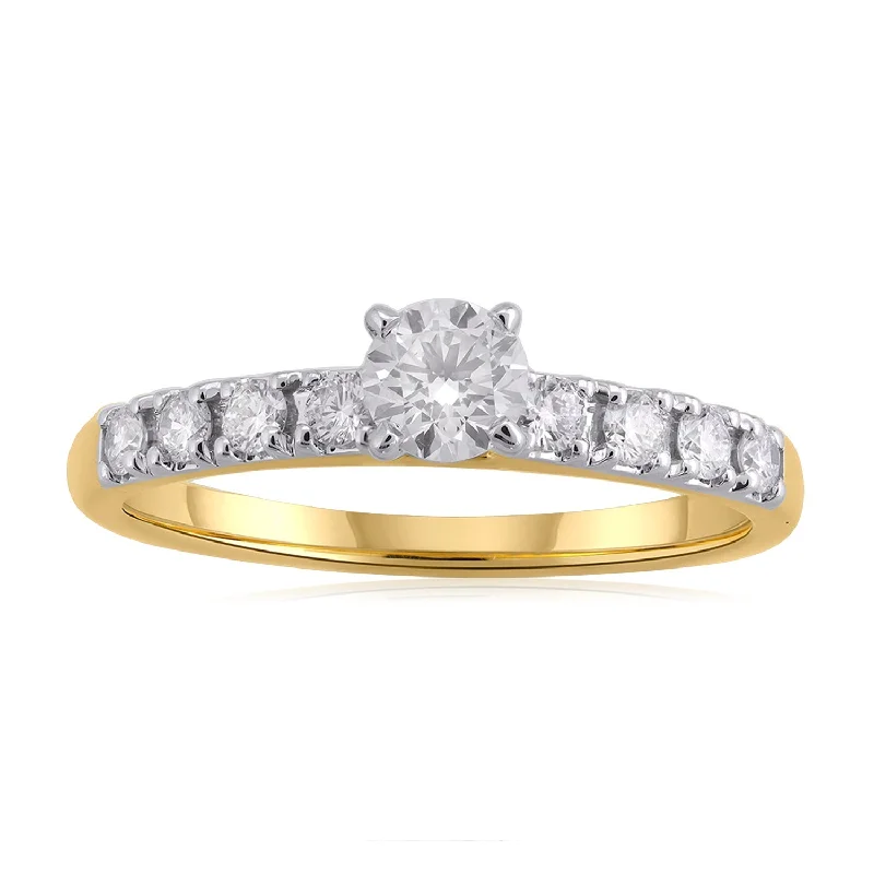 Signature - Design Women's Diamond Rings with a Brand - Specific Pattern and High - Quality Diamonds18K YG Solitaire with Side Diamond Ring-1pc