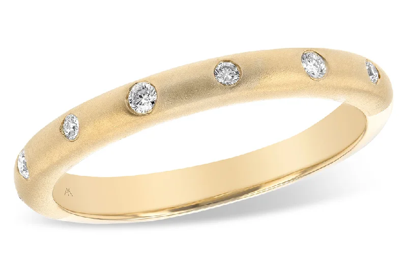 Magnetic Fashion Rings in Stainless Steel with a Modern, Interlocking Design14K Yellow Gold Flush Set Straight Natural Diamonds Band