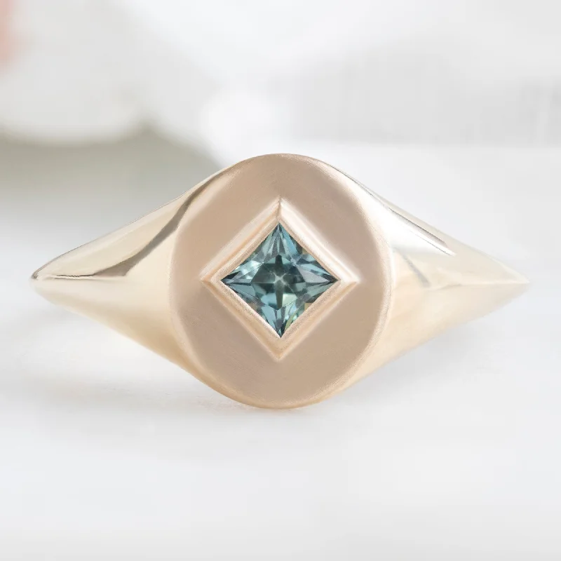 Men's Turquoise Engagement Rings in 925 Silver with a Southwestern - Inspired BandThe Signet Ring | 0.40ct Kite Montana Sapphire in 10K Yellow Gold