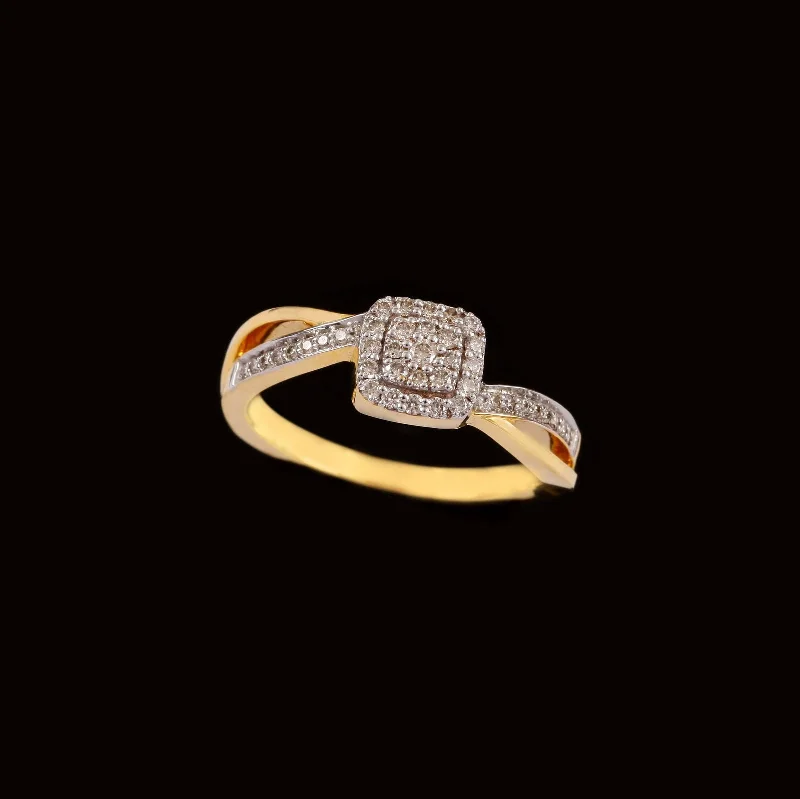 Princess - Cut Women's Diamond Rings in White Gold with a High - Clarity Diamond for a Modern Look14K YG Cluster Diamond Ring-1pc