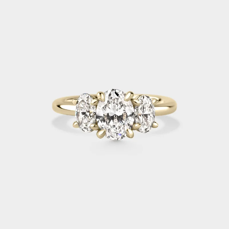 Women's Diamond Rings with Side - Stone Pave Setting for a Sparkling and Continuous ShineTrio of Oval Diamond