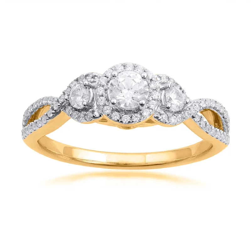 Cushion - Cut Women's Diamond Rings in Platinum with a Soft and Romantic Appearance14K YG Cluster Diamond Ring-1pc