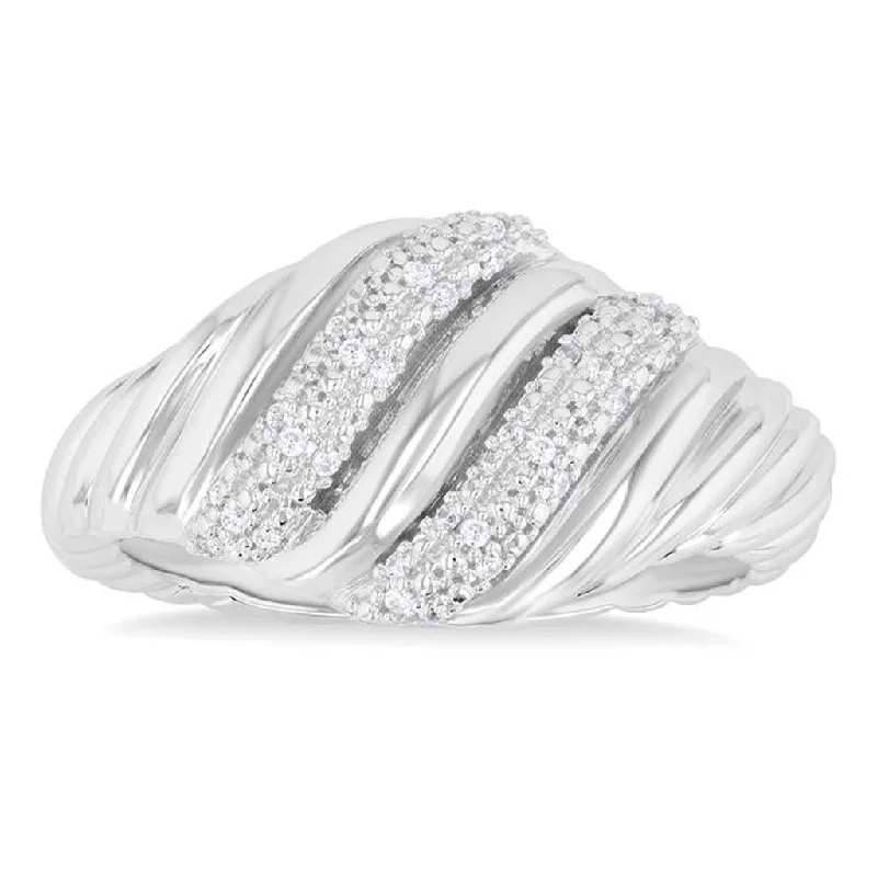 Magnetic Fashion Rings in Stainless Steel with a Modern, Interlocking DesignSterling Silver Twisted Rib Diamond Ring