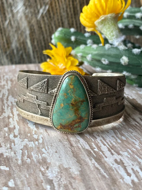 Vintage - Inspired Women's Cuff Bracelets with Filigree Work for a Retro AppealVintage Navajo Made Royston Turquoise & Sterling Silver Cuff Bracelet