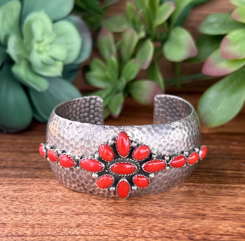 Adjustable Women's Elastic Cuff Bracelets with Pearl Accents for a Feminine TouchJason Livingston Natural Coral & Sterling Silver Cuff Bracelet