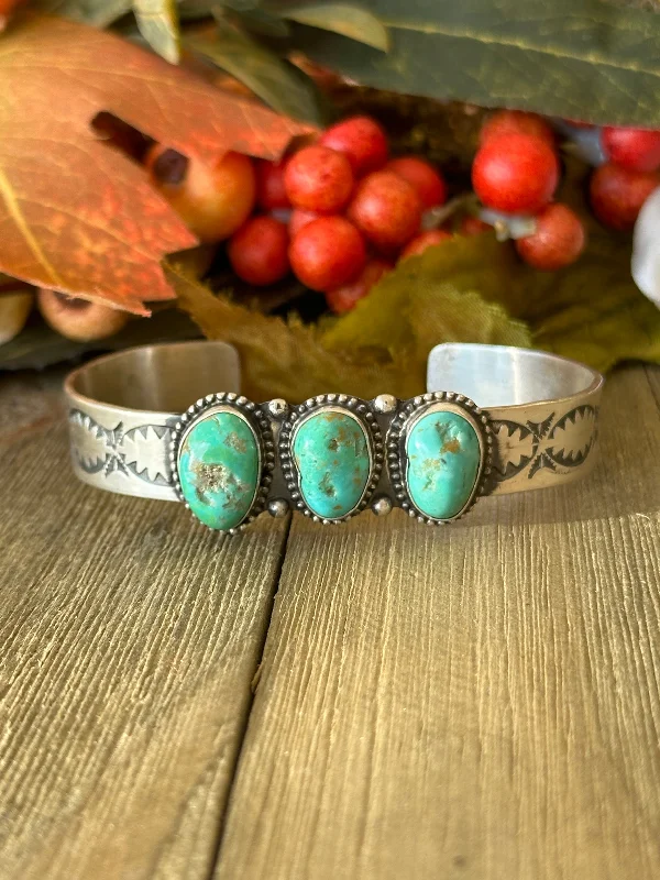 Water - Resistant Women's Cuff Bracelets in Silicone for Sports and Outdoor ActivitiesNavajo Made Kingman Turquoise & Sterling Silver Cuff Bracelet