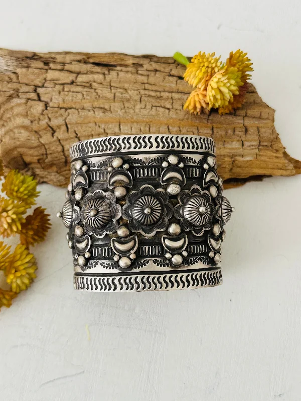 Leather - and - Metal Combo Women's Cuff Bracelets in Rustic Brown for a Western StyleAlex Sanchez Sterling Silver Cuff Bracelets