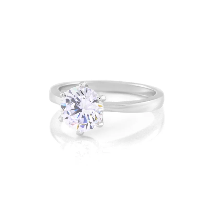 Engagement Rings with Sapphire and Diamond Combinations in a Vintage StyleELLE SOLITAIRE RING 2 CT