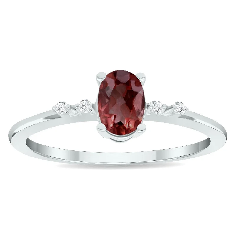 Sapphire Gemstone Rings in 18K White Gold with Diamond Accents for an Elegant EngagementWomen's Garnet and Diamond Sparkle Ring in 10K White Gold