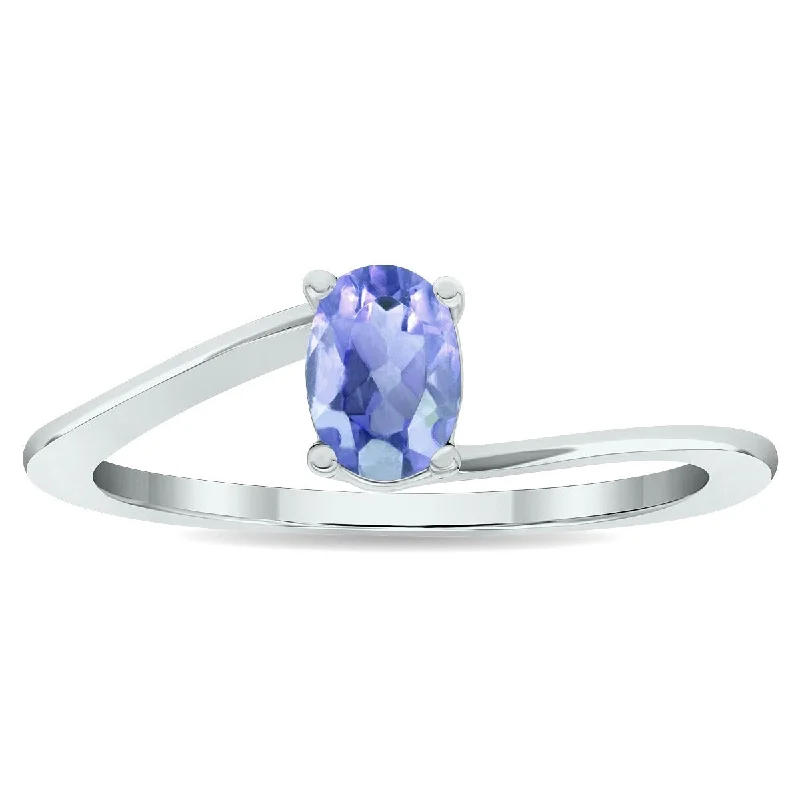 Opal Gemstone Rings in Rose Gold with a Milgrain Edge for a Feminine and Romantic StyleWomen's Solitaire Tanzanite Wave Ring in 10K White Gold